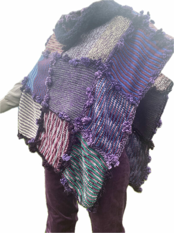 poncho tricot asymétrique
