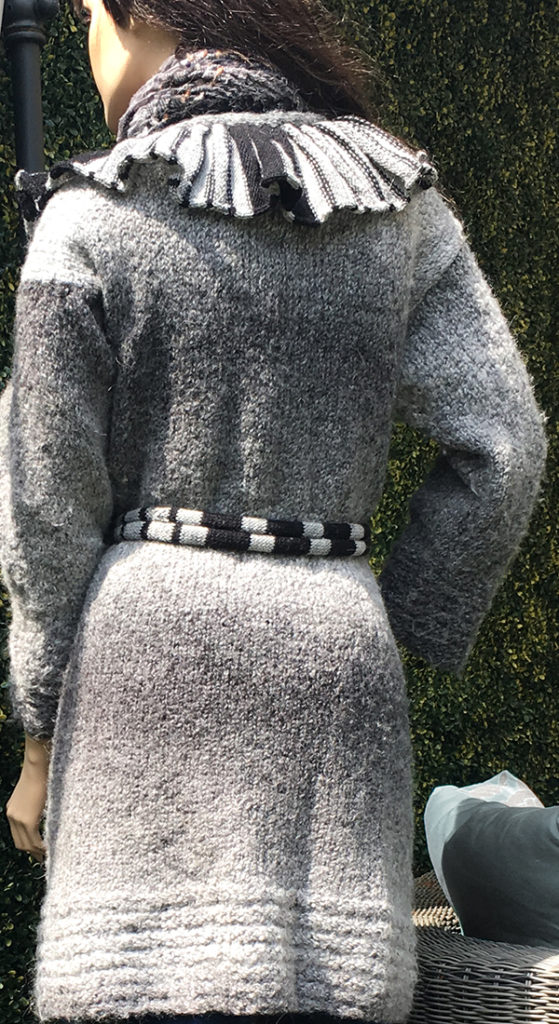 Manteau de créateur en tricot laine fait main
