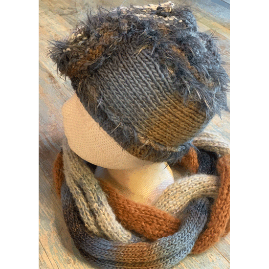 bonnet tricot main décor original en laine
