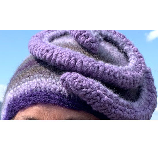 bonnet-crochet-main-volume 3d