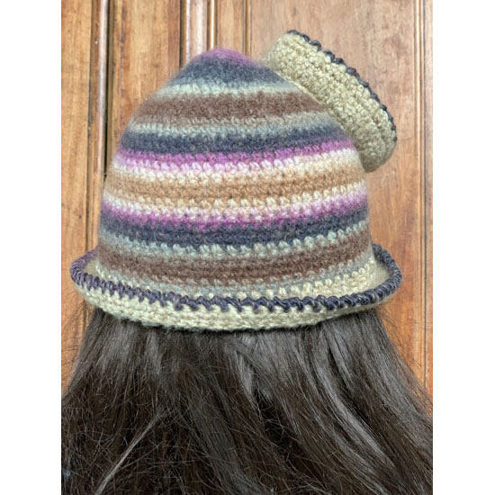 chapeau, bonnet au crochet fait main en laine