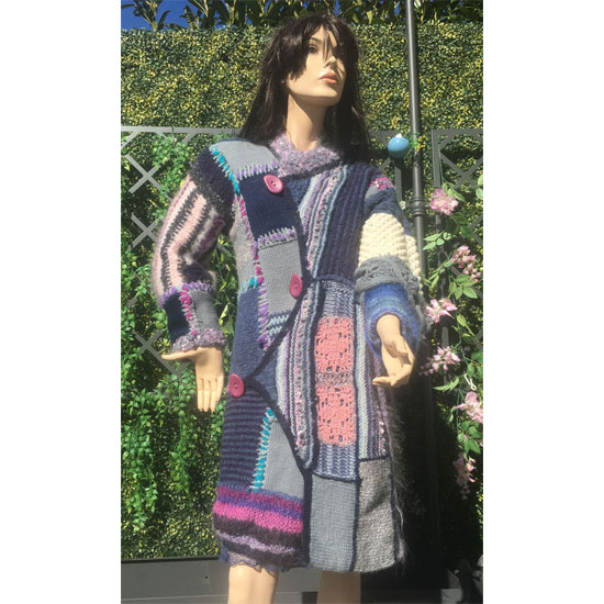 Manteau laine tricot main artistique, manteau de créateur en laine tricoté à la main, crochet et tricot